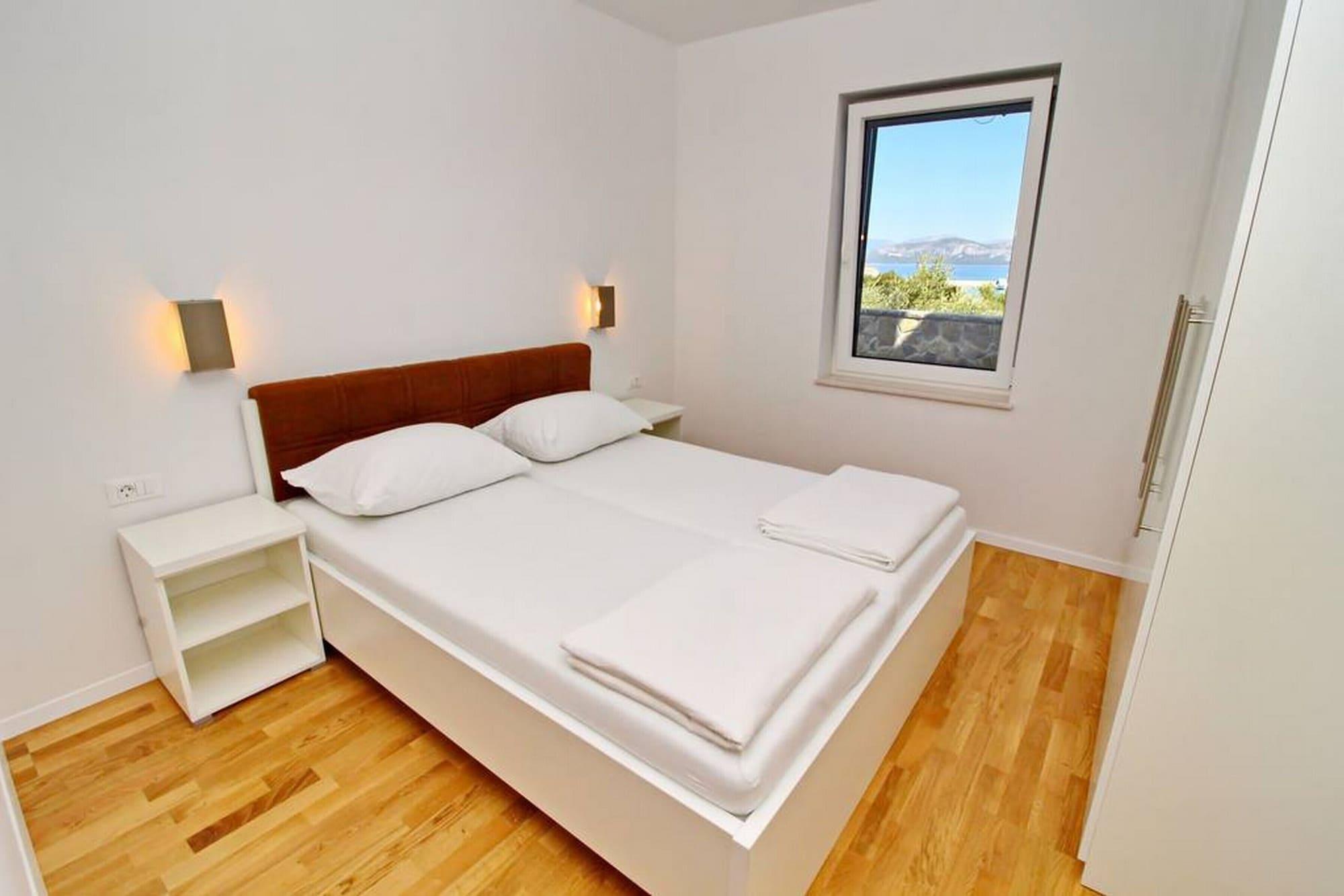 Apartments Kula Janjina エクステリア 写真